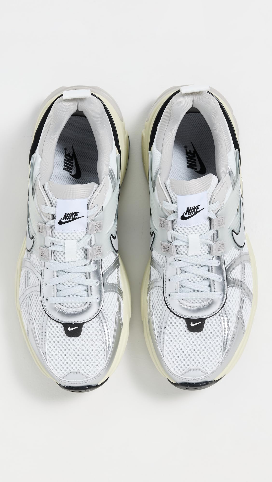 Nike Women's V2K Running Shoe