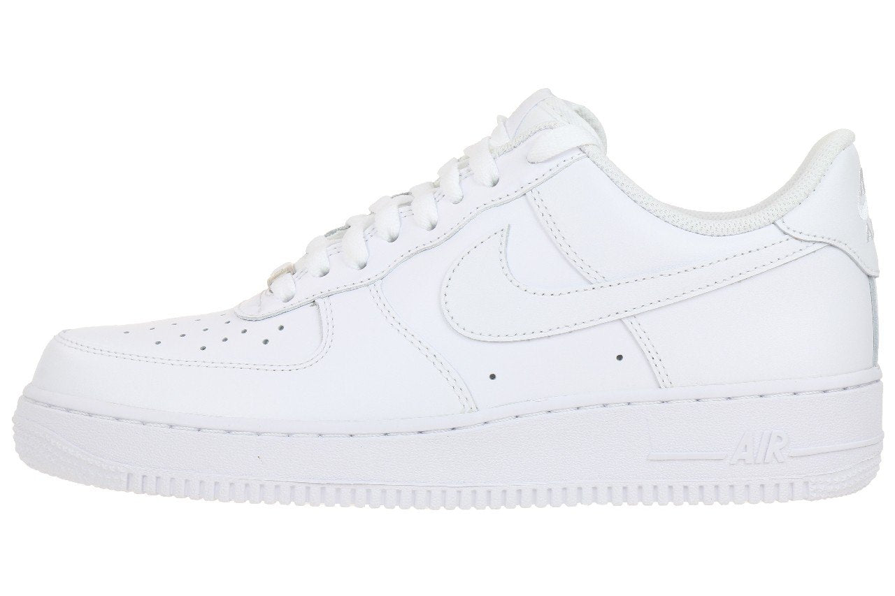 Nike Men's Air Force 1 '07 Sneaker