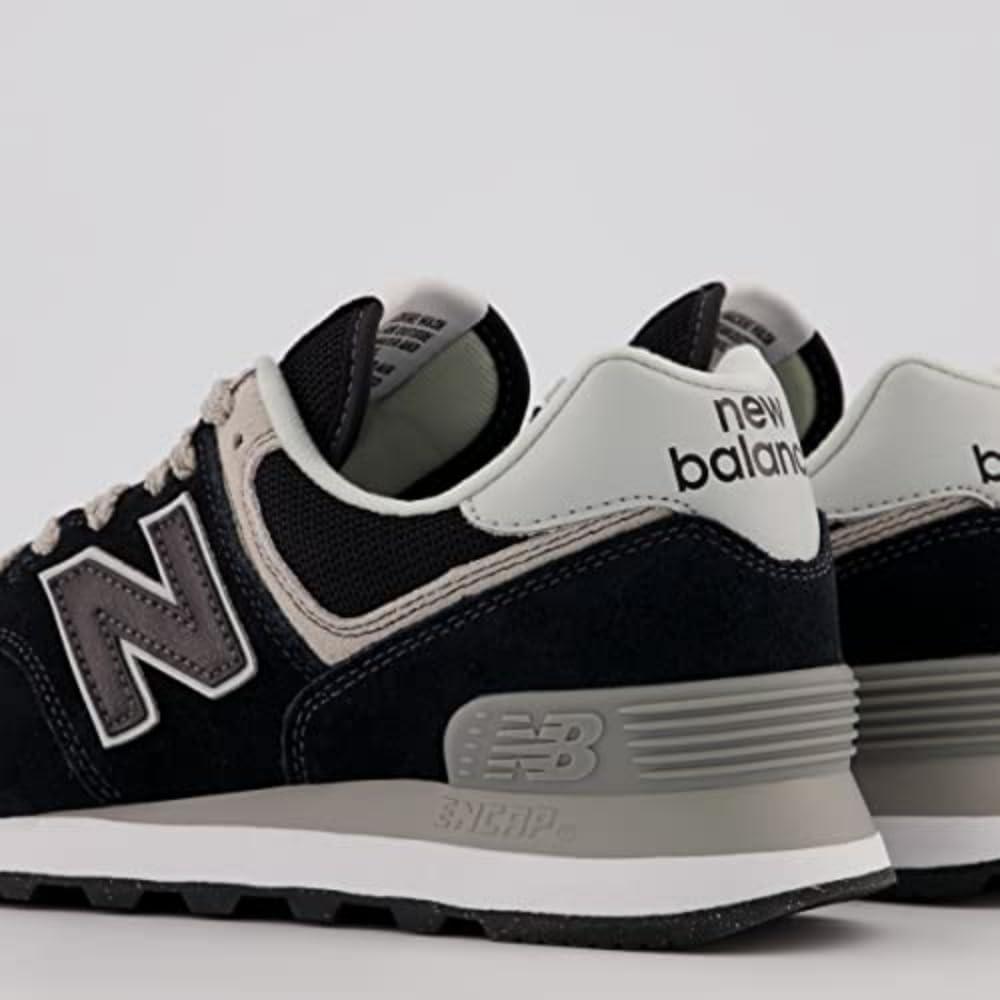 New Balance Women's 574v2 Trainers
