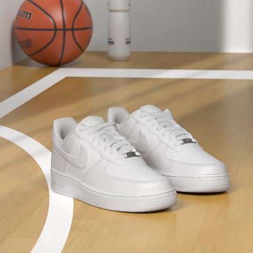 Nike Women's Basketball Shoe