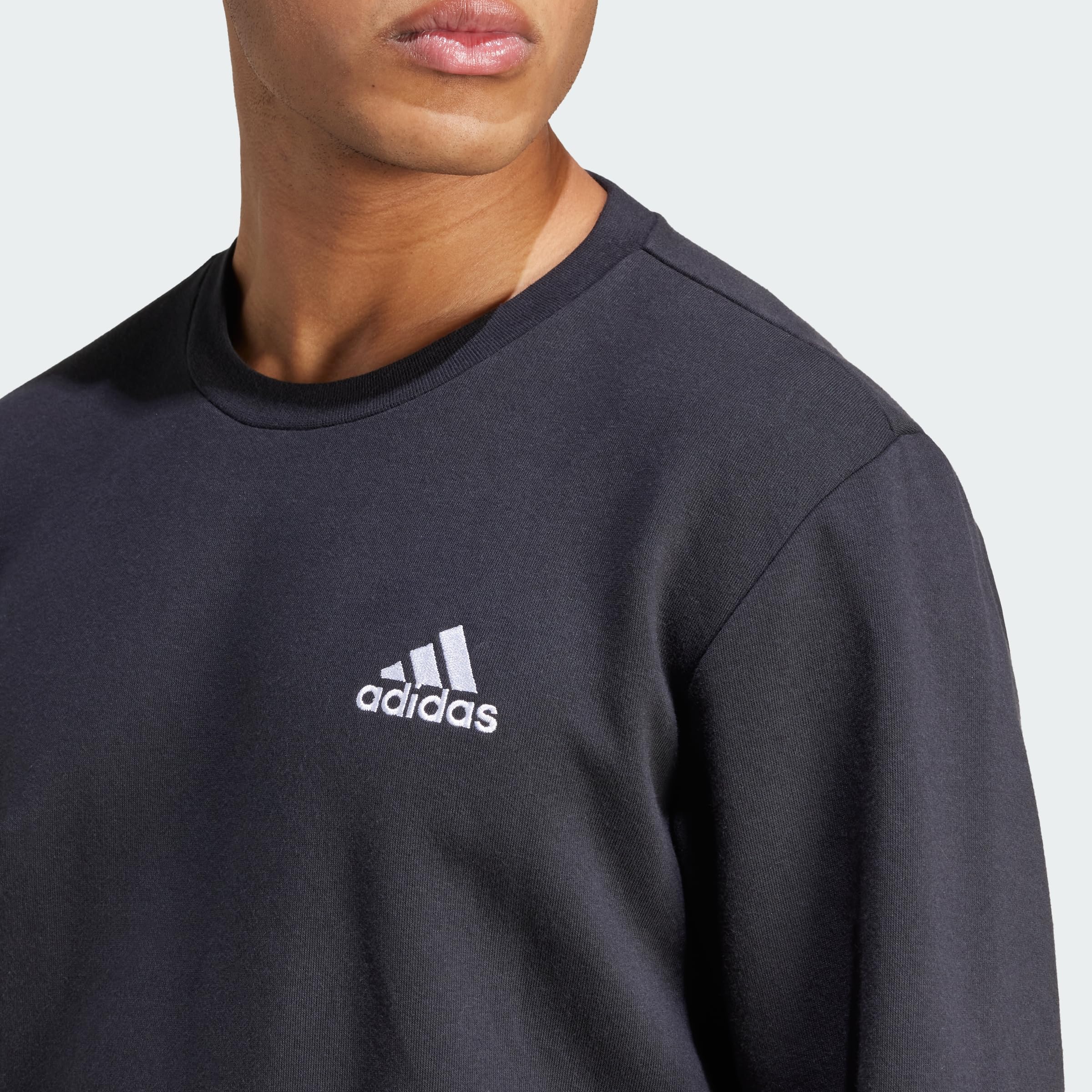 adidas Men's Essentials Fleece Sweatshirt