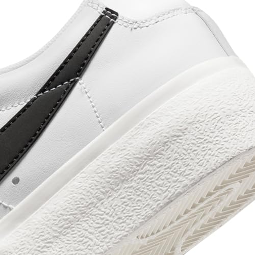 Nike Women's Blazer Low Platform Sneaker