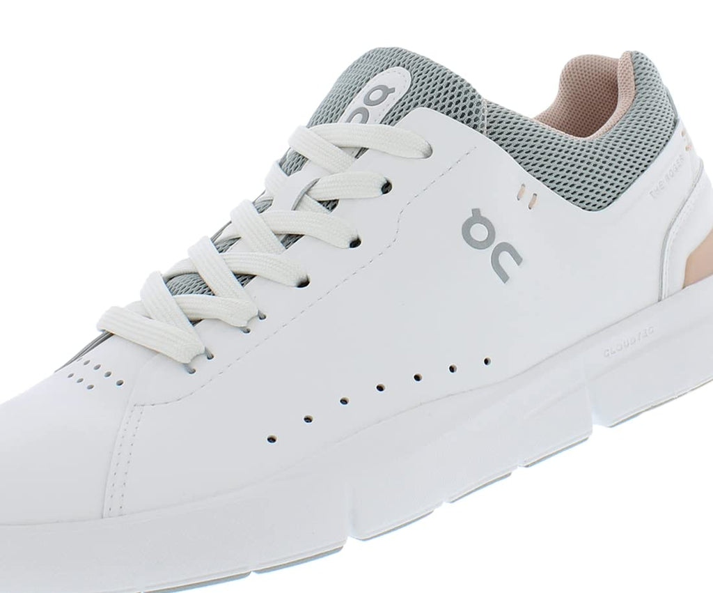 On Women's The Roger Advantage Sneakers