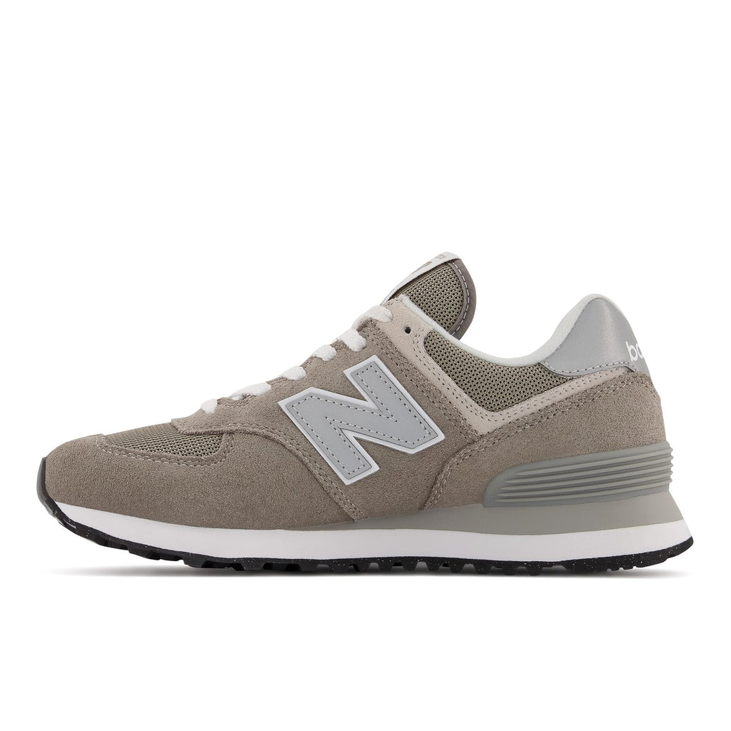 New Balance Women's 574v2 Trainers