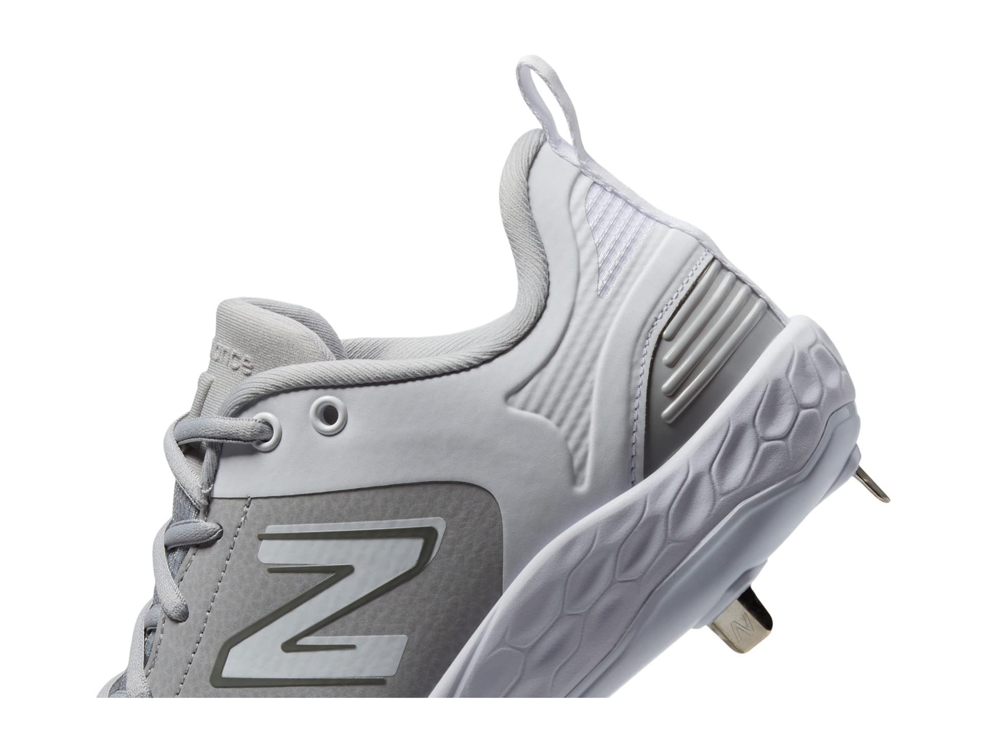 New Balance Women's Fresh Foam Velo V3 Softball Shoe