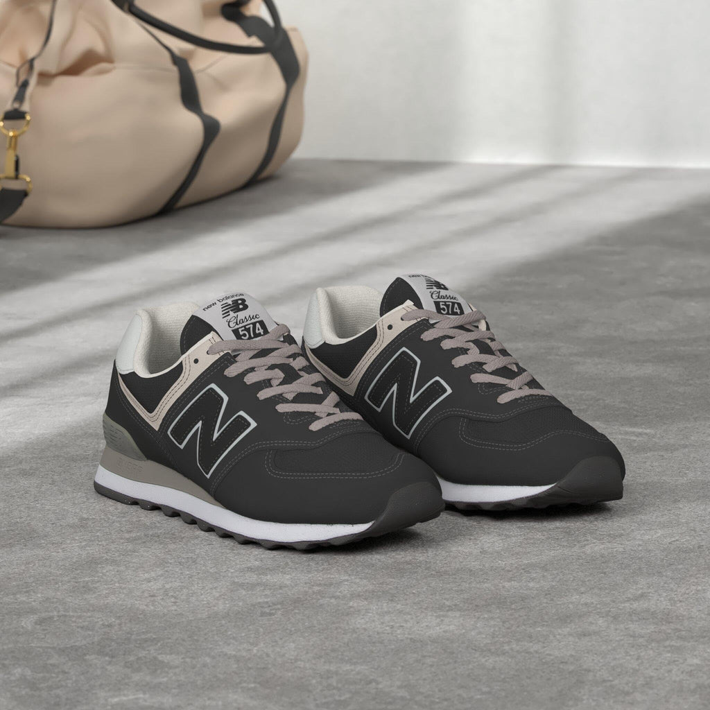 New Balance Women's 574v2 Trainers