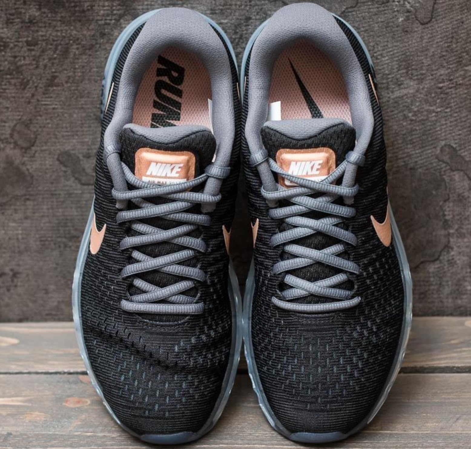 Nike Men's Air Monarch IV Cross Trainer