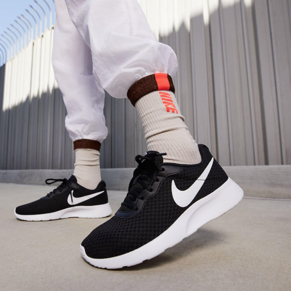 Nike Women's Tanjun Running Shoes