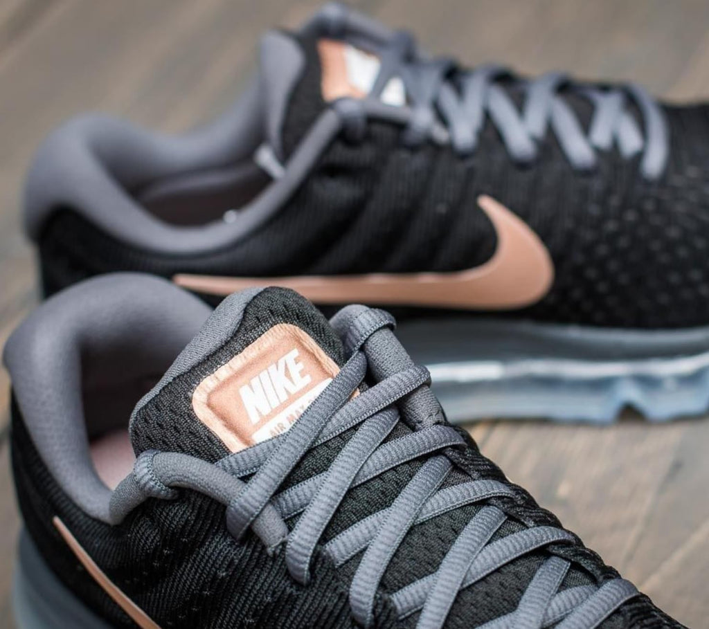 Nike Men's Air Monarch IV Cross Trainer