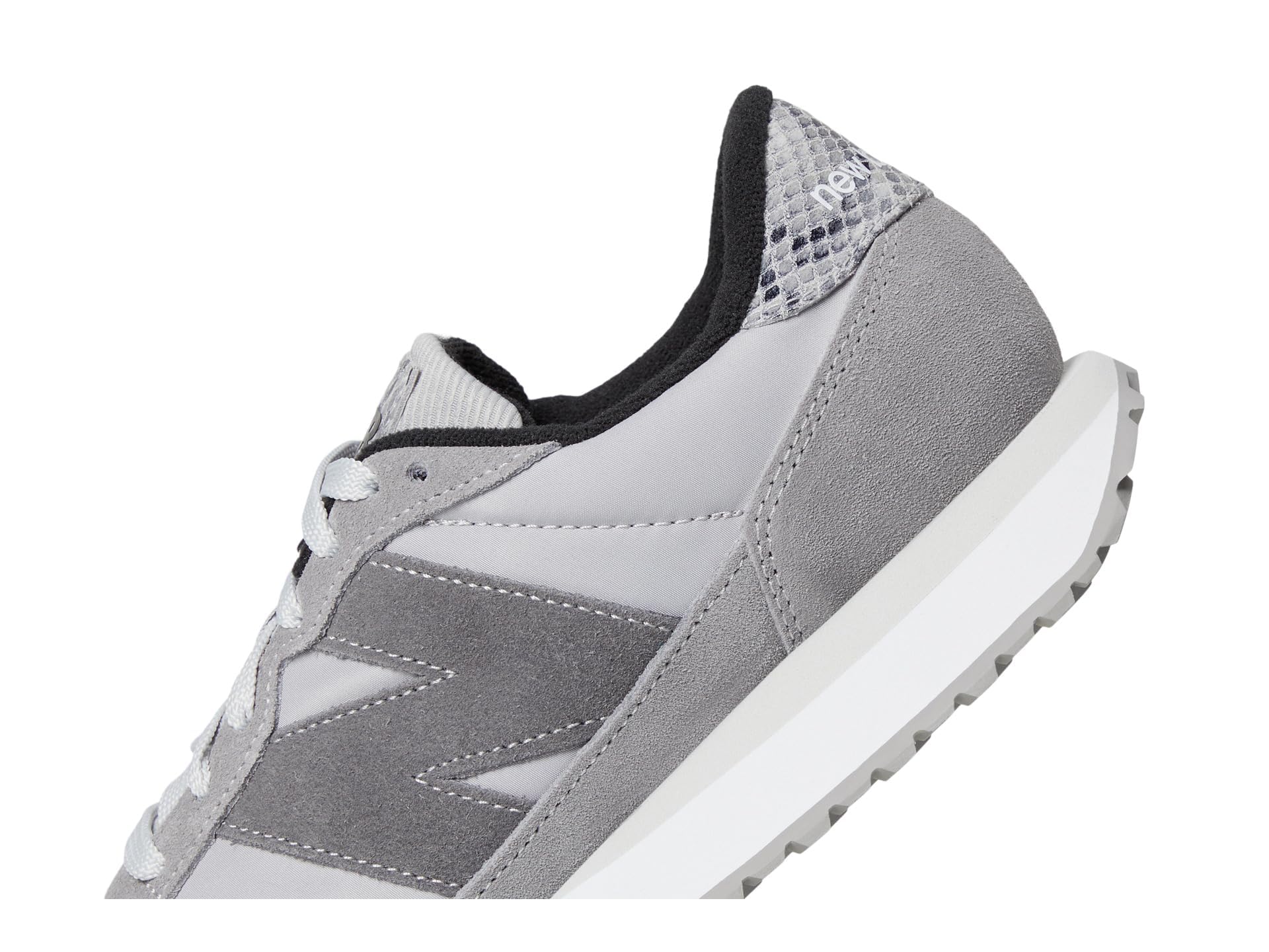 New Balance Women's 237 V1 Sneaker, 11.5