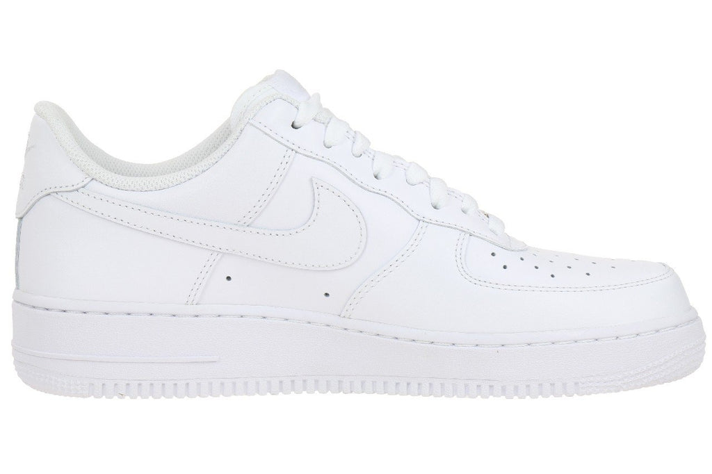 Nike Men's Air Force 1 '07 Sneaker